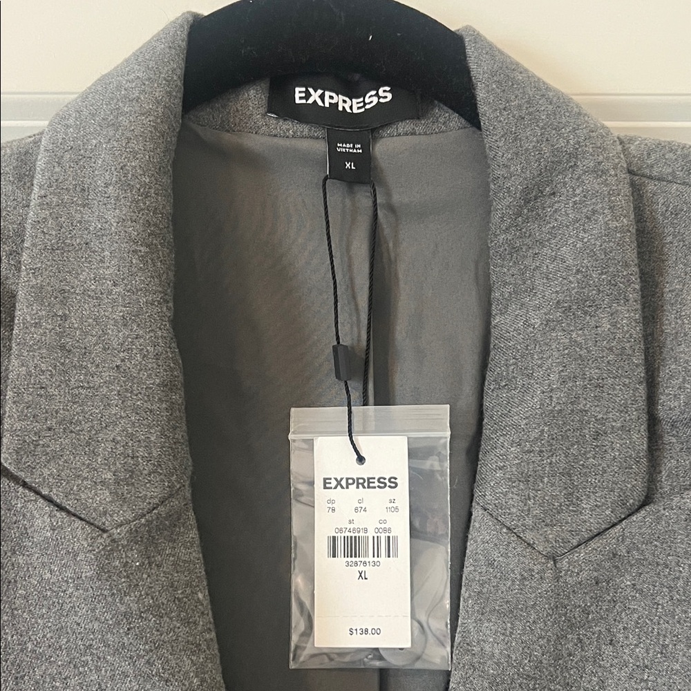 Express Cropped Blazer - Picture 2 of 7